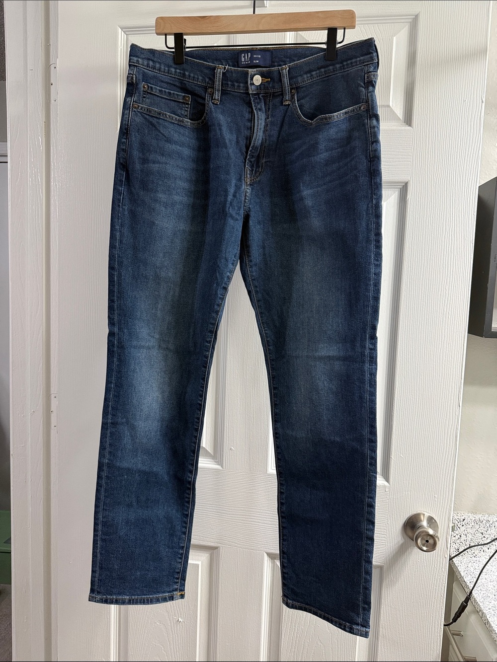 GAP Men's Dark Blue Slim Straight Jeans